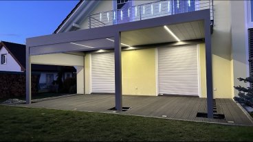 Pergola SKYLINE se screenovými roletami ZIPEX
